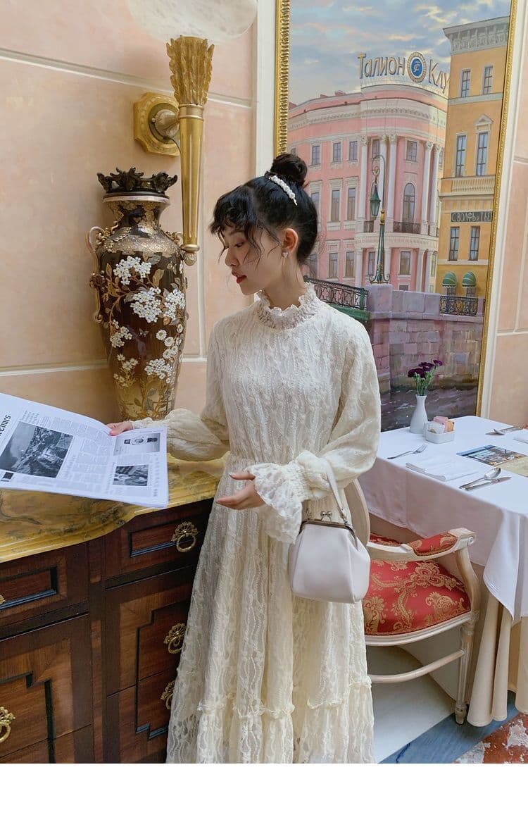ベージュコーデ レース編み花柄フリルレトロワンピース