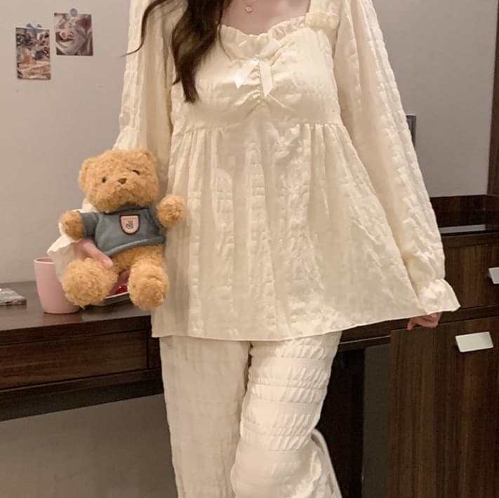 ベージュコーデ お姫様風 たっぷりギャザー パジャマ上下セット