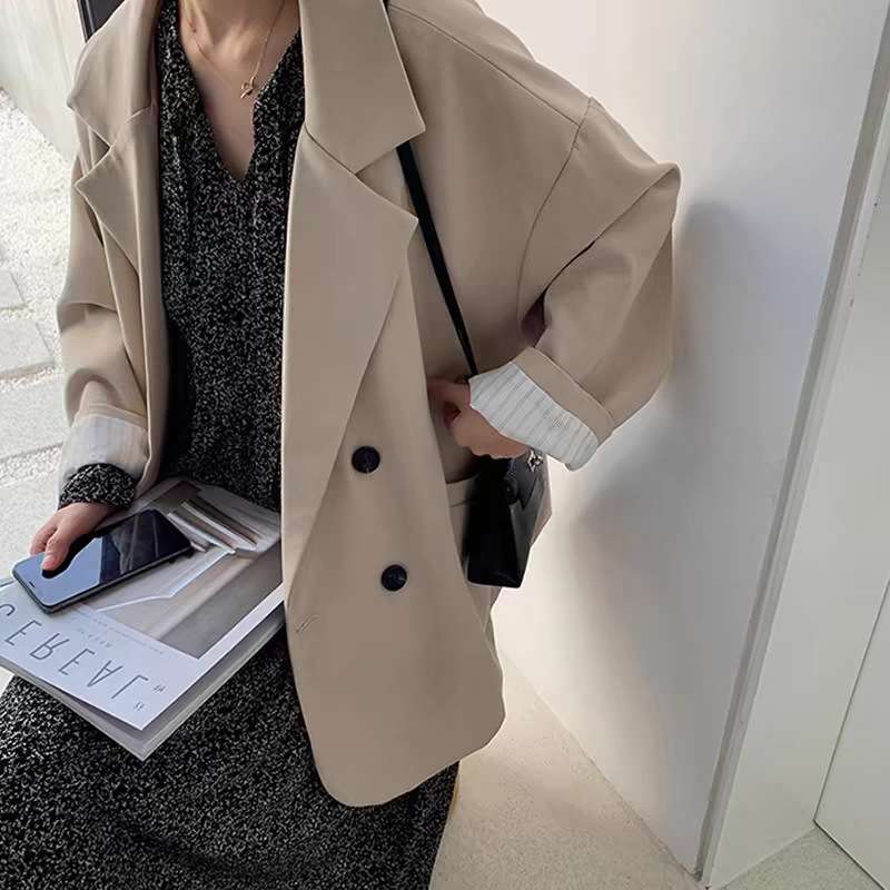 ベージュコーデ オーバーサイズウール混ロングコート