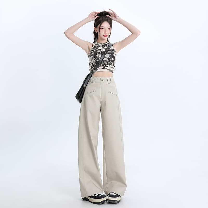 ベージュコーデ ハイウエストワイドパンツ