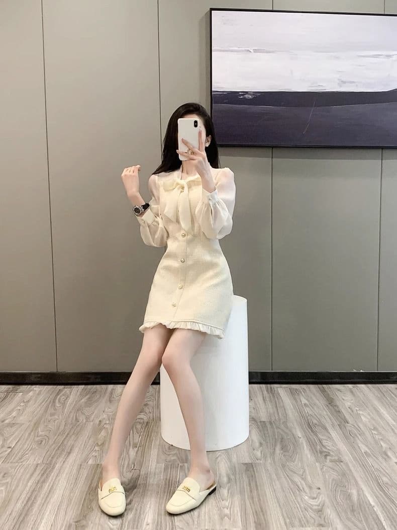ベージュコーデ リボン付きシフォン袖フリルワンピース