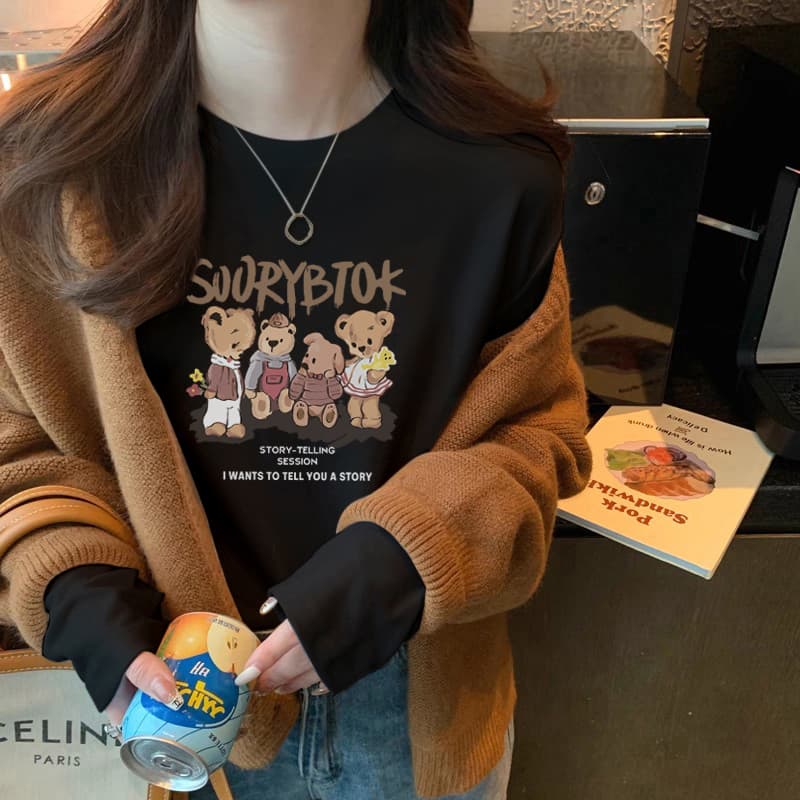 ベージュコーデ くまちゃんストーリー スウェット
