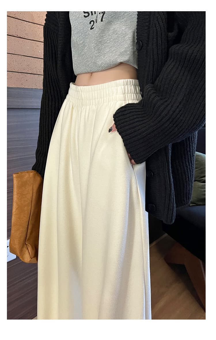 ベージュコーデ リラックスワイドロング美脚パンツ