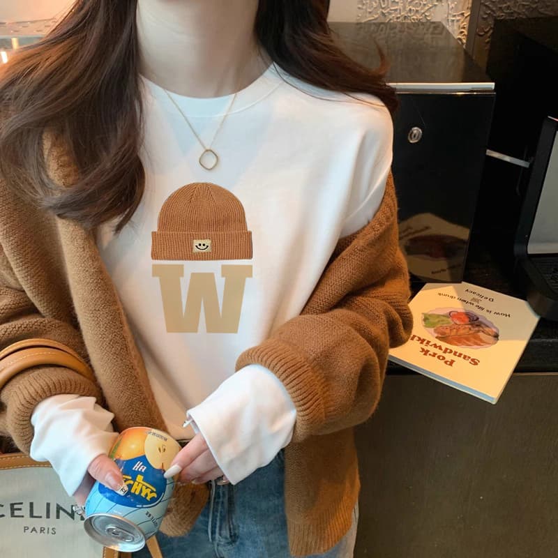 ベージュコーデ くまちゃんストーリー スウェット
