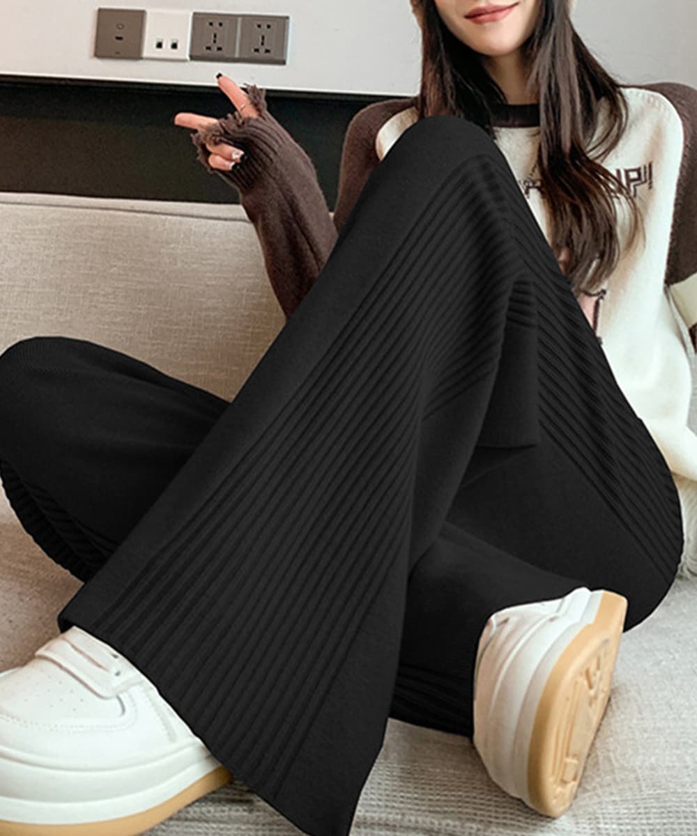 ベージュコーデ 縦リブ編みニットワイドパンツ 秋冬暖かパンツ